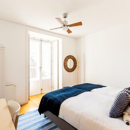 Apartamento Joivy Chiado Self Check-In 2-Br Flat With Parking Lisboa Exterior foto
