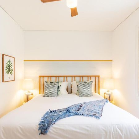 Apartamento Joivy Chiado Self Check-In 2-Br Flat With Parking Lisboa Exterior foto