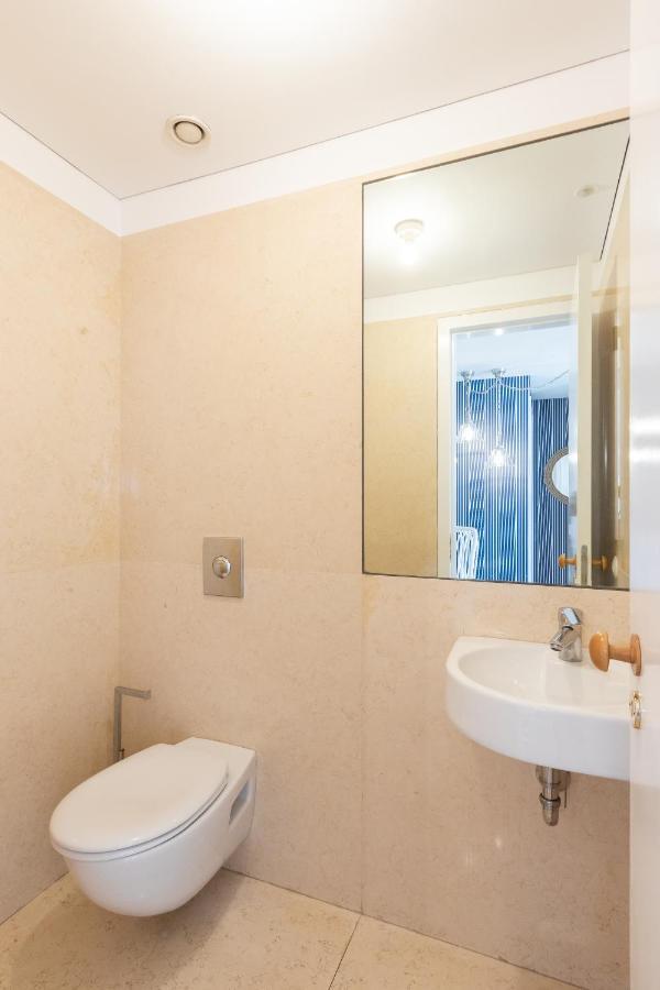 Apartamento Joivy Chiado Self Check-In 2-Br Flat With Parking Lisboa Exterior foto